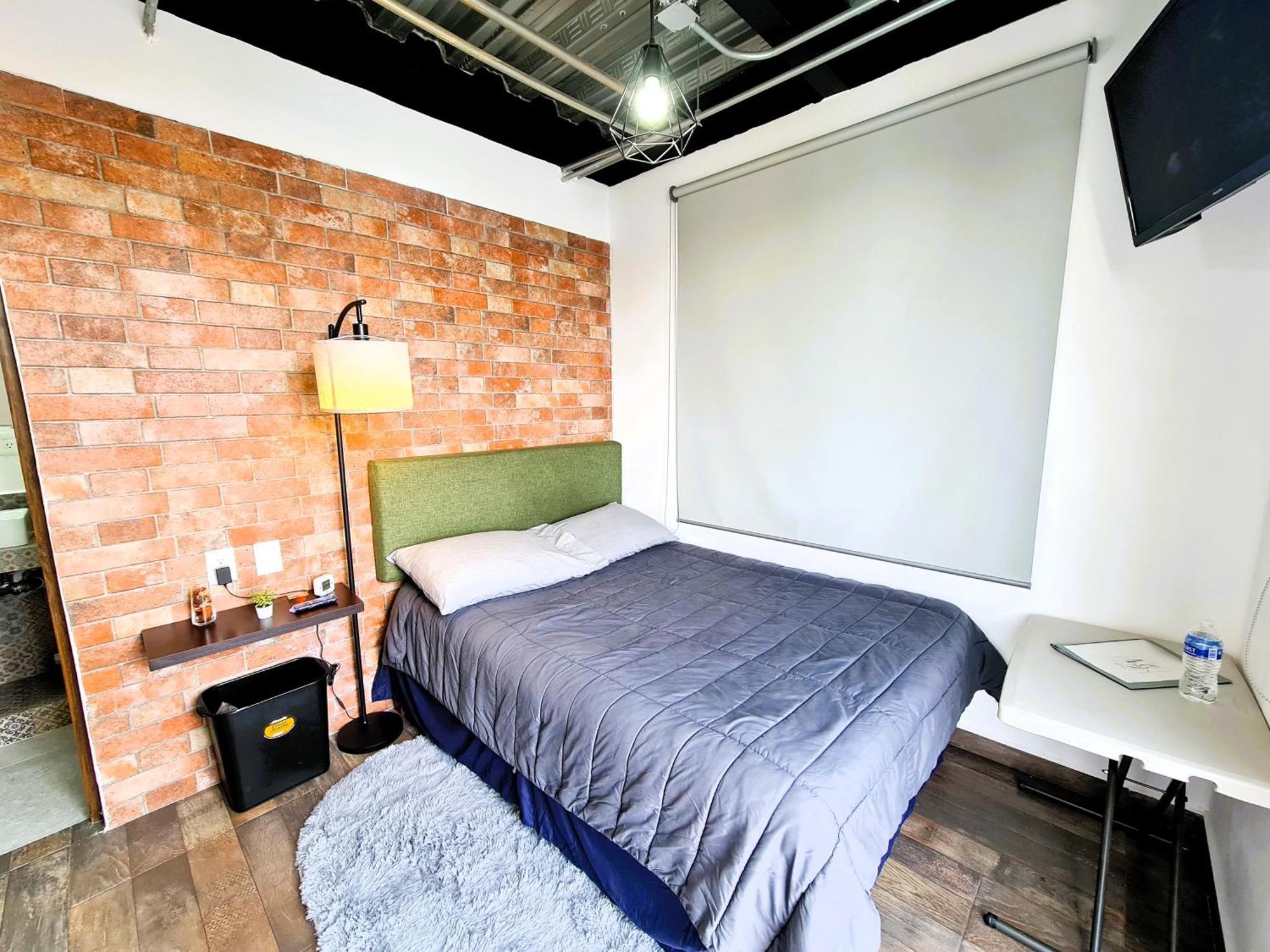 C46-r02 At Itesm Cem Families Tourists & Travelers Choice Foreign Students Companies Executives Welcome!!! 10min Izcalli-15min Esmeralda-20min Satelite-25min Aifa Apartment *